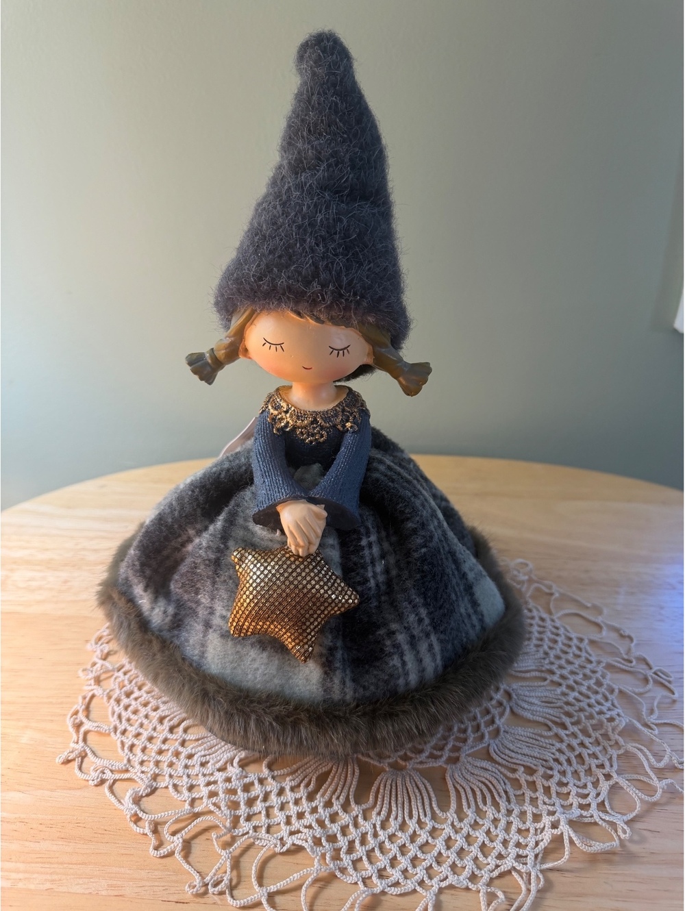 Bella Lux Collection De Noel Fairy Figurine with Star